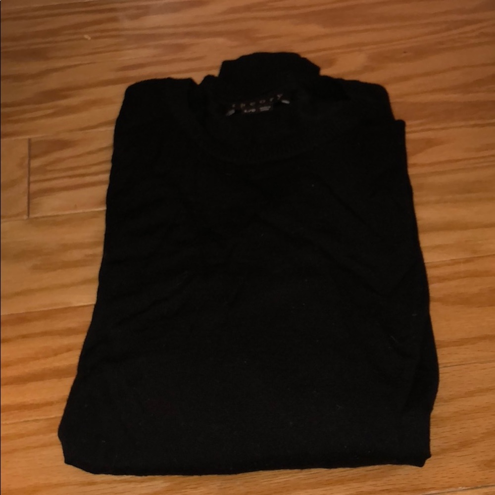 Authentic Men’s Theory Merino Wool sweater.